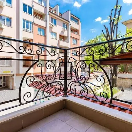 Modern 1br Center Plovdiv