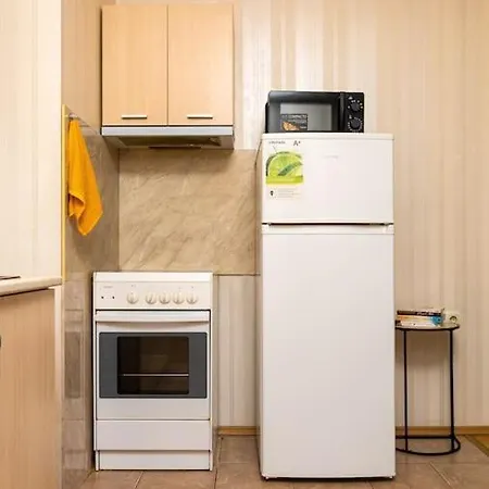 Modern 1br Center *