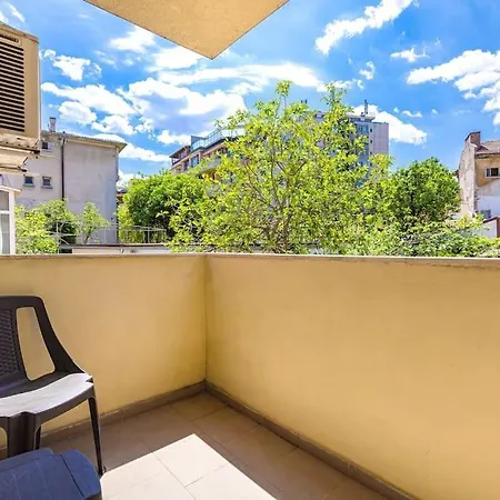 Modern 1br Center * Plovdiv